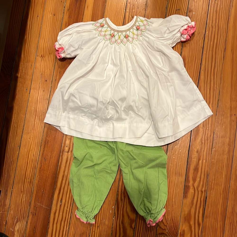 Two piece smacked pants set.